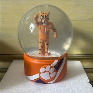 Clemson Tiger Snow Globe